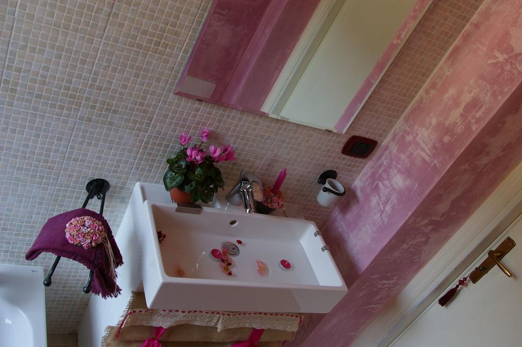 Serapo Bed And Breakfast Gaeta Oda fotoğraf